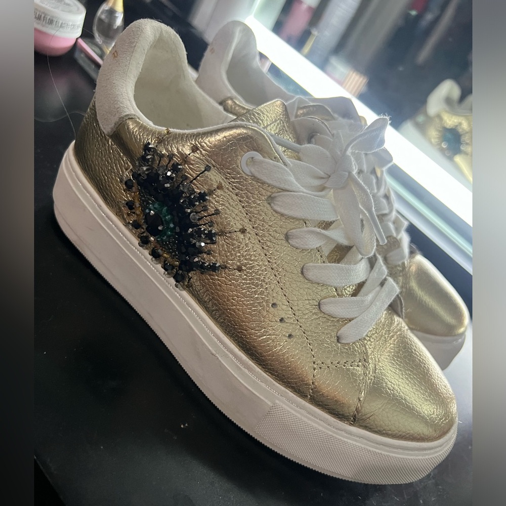 Kurt Geiger sneakers